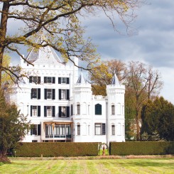 Kasteel Sandenburg Langbroek.jpg